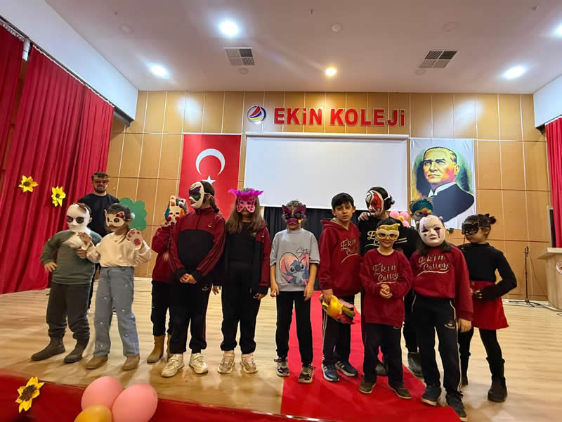 Crazy Hat & Mask Day!