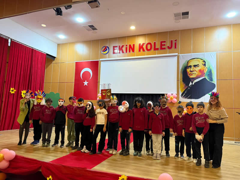 Crazy Hat & Mask Day!